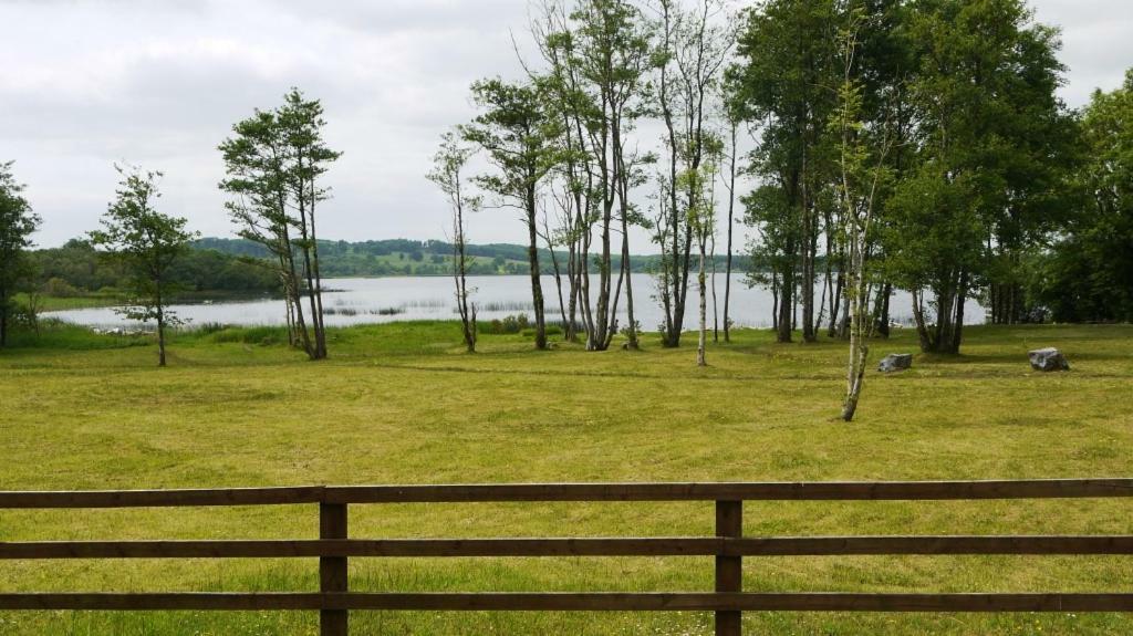 Cutteen Cottage Tulla Buitenkant foto